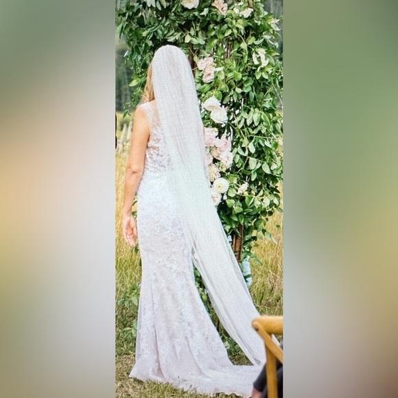 Estee Couture Ivory Soft Tulle Cathedral Veil 120 Inches - Picture 2 of 3